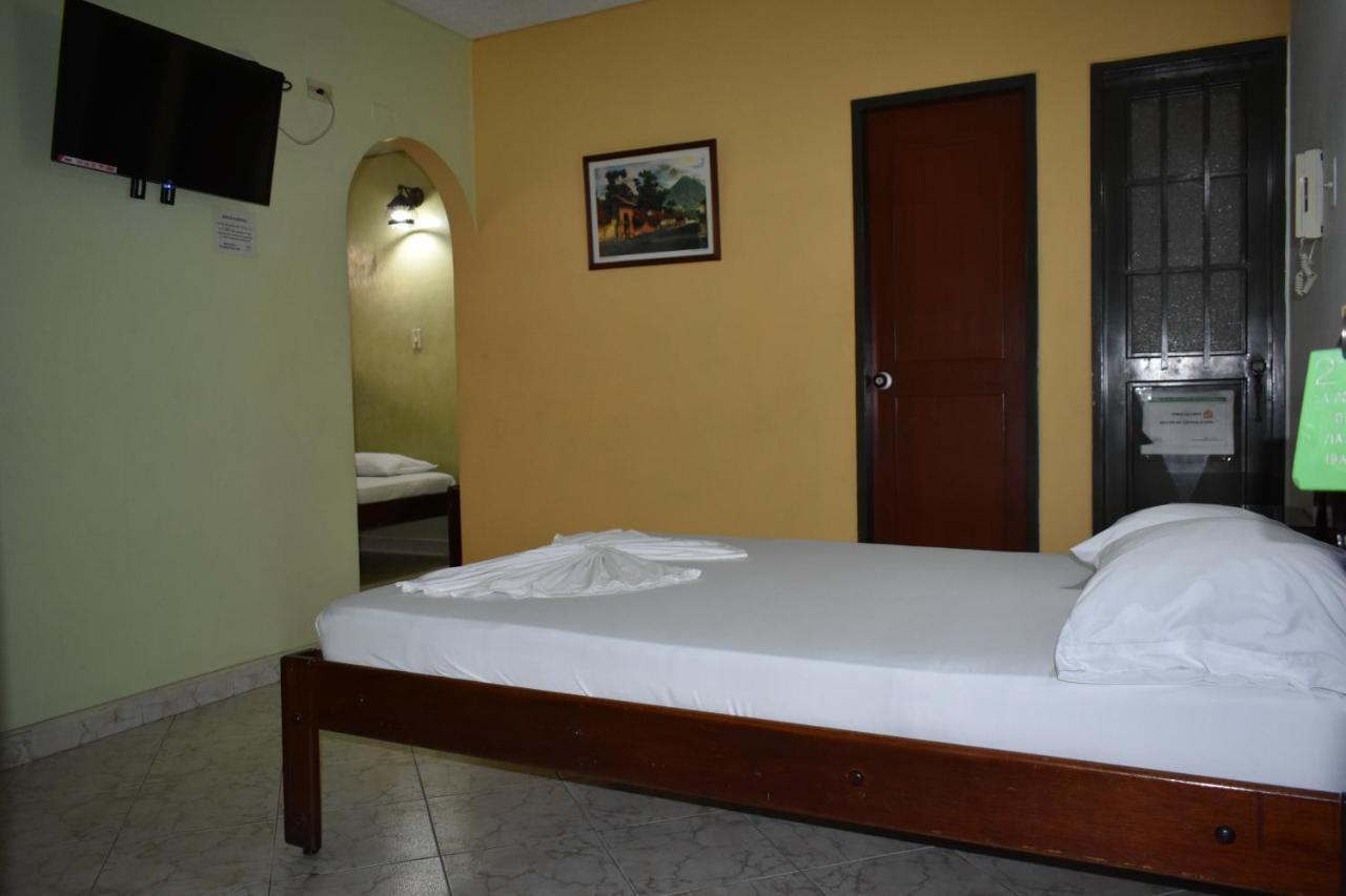 La Posada Del Viajero Ibagué Buitenkant foto