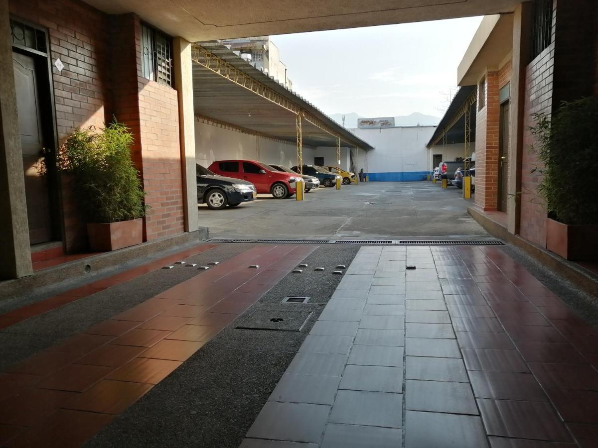 La Posada Del Viajero Ibagué Buitenkant foto